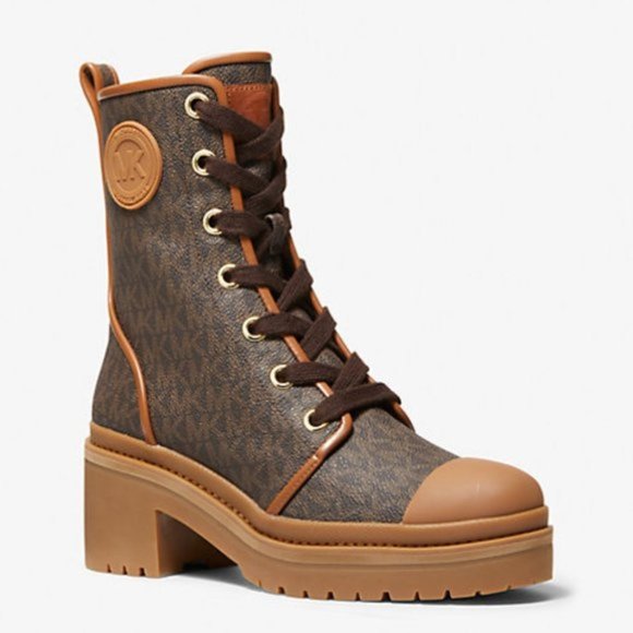 $139 NWT (8.5) MICHAEL KORS Signature Boot - Picture 1 of 8